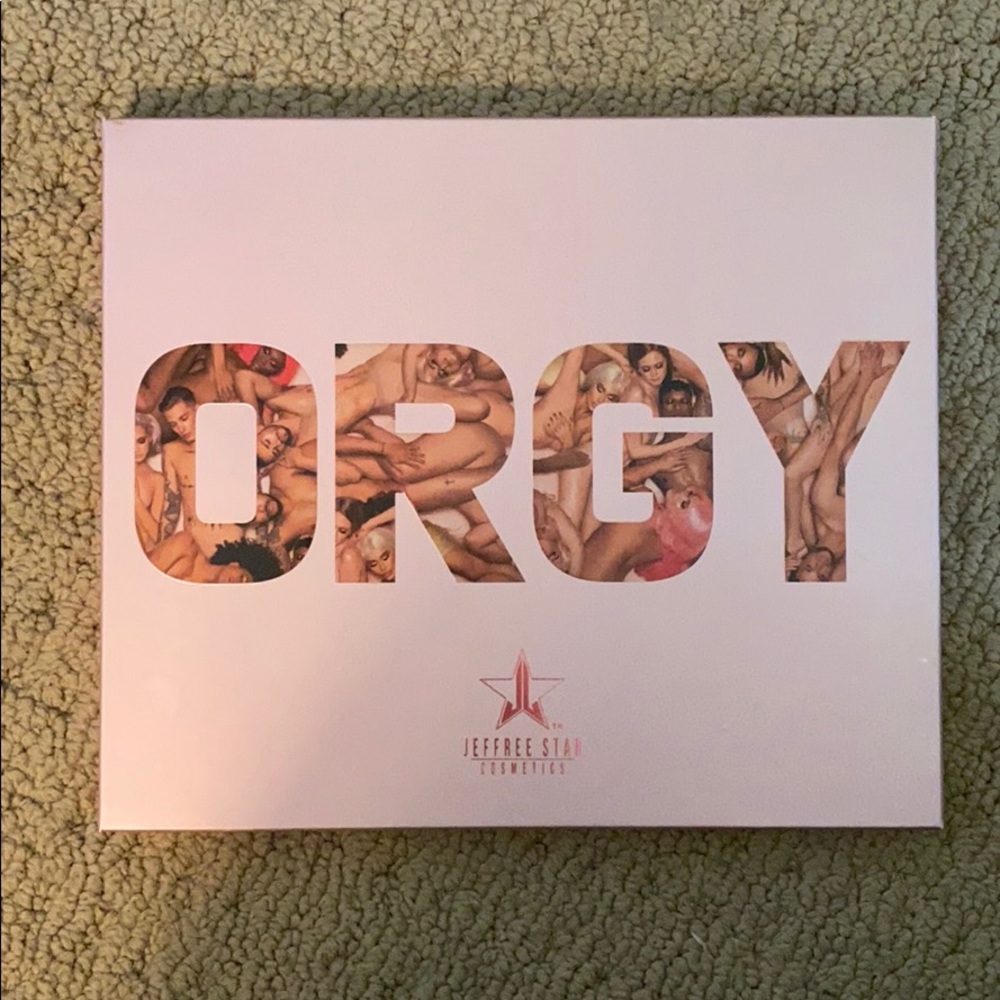 NEW & NEGOTIABLE Jeffree Star Orgy Eye Palette